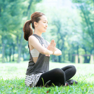 乳がん手術後の肩や腕の痛みを我慢する？