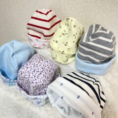 赤ちゃん用のケア帽子作ってます